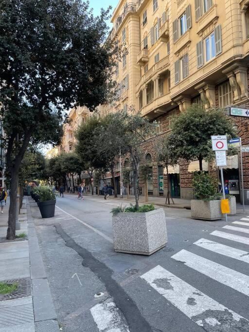 All'Otto Nel Cuore Della Citta Savona Kültér fotó